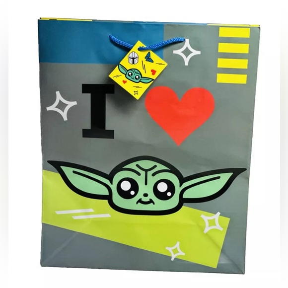 ❤️ FREE with any purchase 🙏🏽 Unique Star Wars Baby Yoda Child Gift Bag - Picture 1 of 13